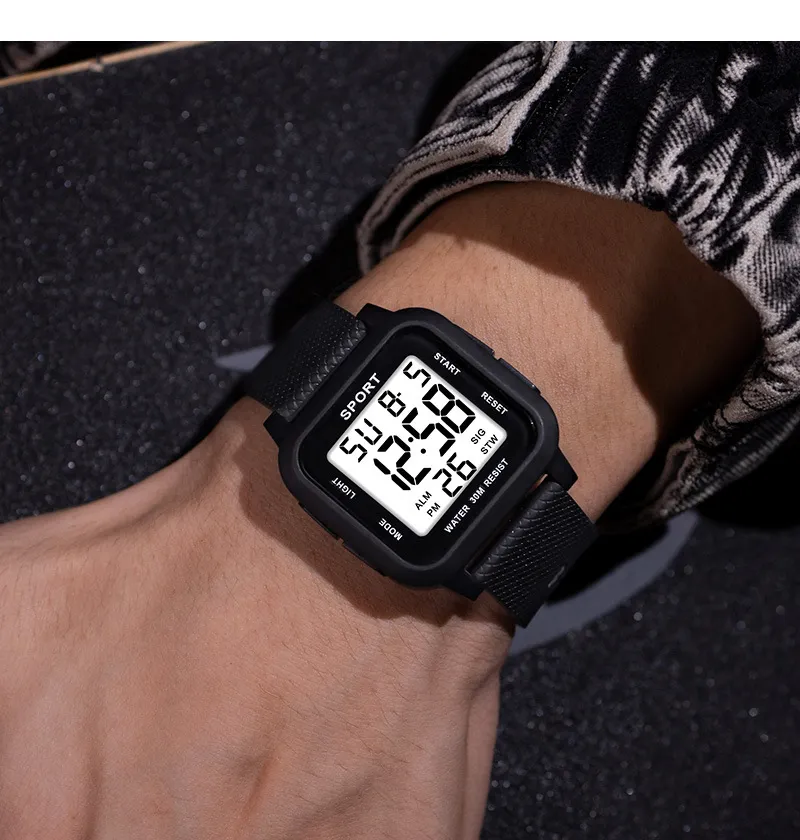 블랙 스포츠 시계 남성용 디지털 시계 알람 크로노 시계 - Digital Alarm Clock 리뷰 및 가격